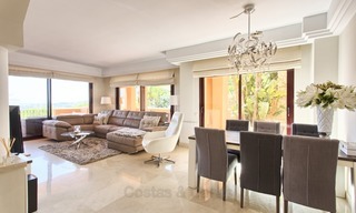 Luxury elevated Ground Floor Corner Apartment with Sea Views for sale in Benahavis, Marbella 1335 