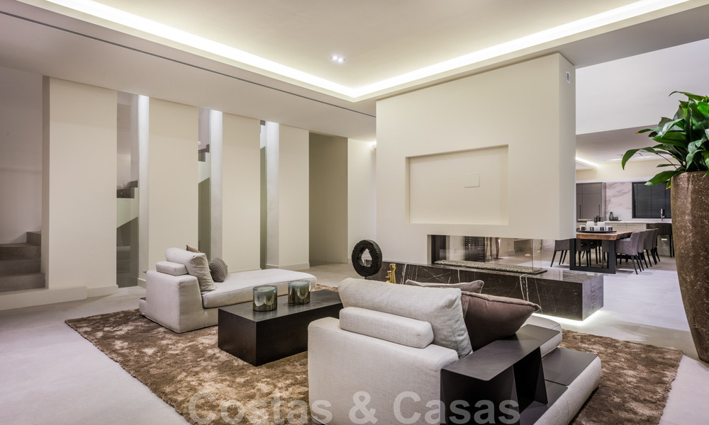 Ready to move in Modern Contemporary Villa near Golf with Sea Views for sale in Benahavis - Marbella 33965