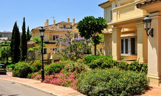 Frontline golf, luxurious Apartment for sale in Nueva Andalucia - Marbella 2887 