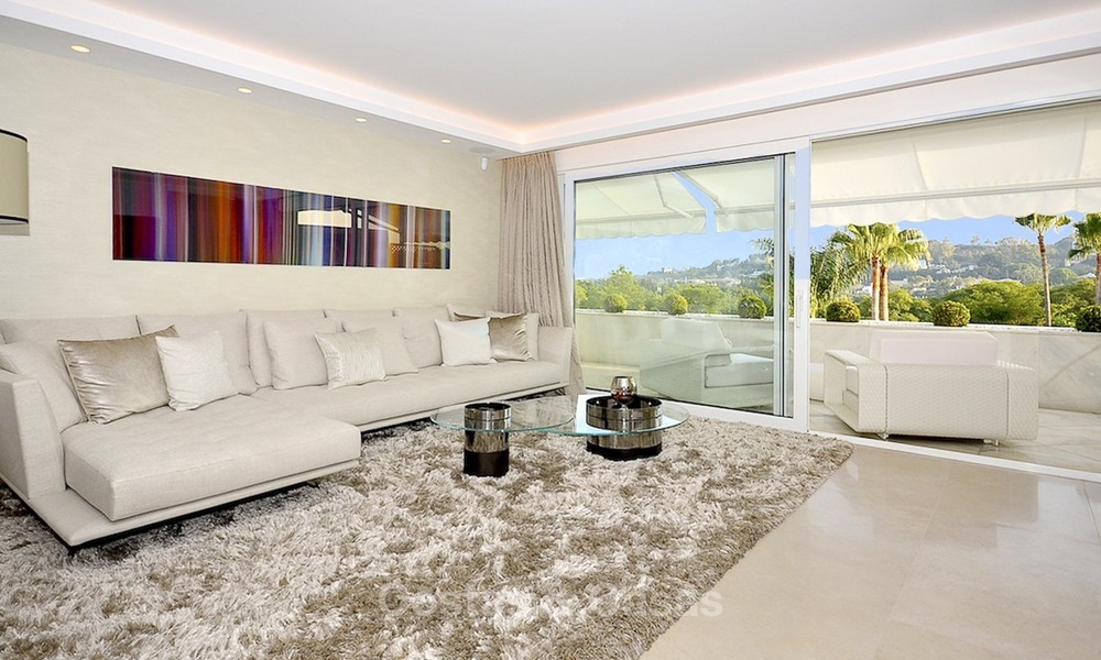 Frontline golf, modern, spacious, luxury penthouse for sale in Nueva Andalucia - Marbella 2548