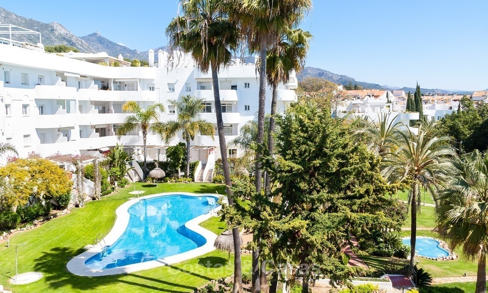 Apartment for sale with sea view on the Golden Mile at walking distance from the beach and Marbella center 2644