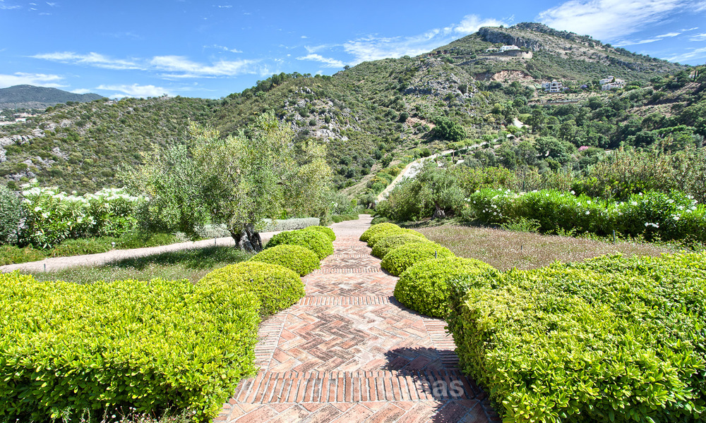 Spanish style luxury Villa with Panoramic views for sale set in a Luxurious Gated Golf Resort in Benahavis - Marbella 3173