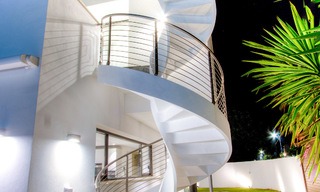 Contemporary, Beachside Villa for Sale in Puerto Banus, Marbella. Price reduced! 3443 