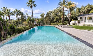 Attractive and spacious renovated luxury villa with majestic sea views for sale, Marbella East 3602 
