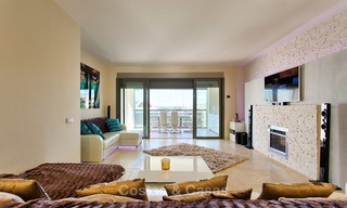 Luxury modern and spacious apartment for sale in a 5 star golf resort on the New Golden Mile in Benahavis - Marbella 3685 