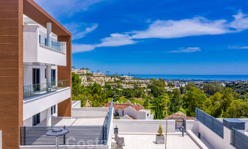 Modern apartments for sale in a sought after area of Benahavis - Marbella. Key ready. 32390