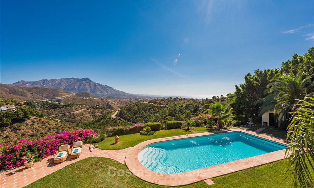 Charming and spacious Andalusian style villa for sale in El Madroñal, Benahavis - Marbella 3768