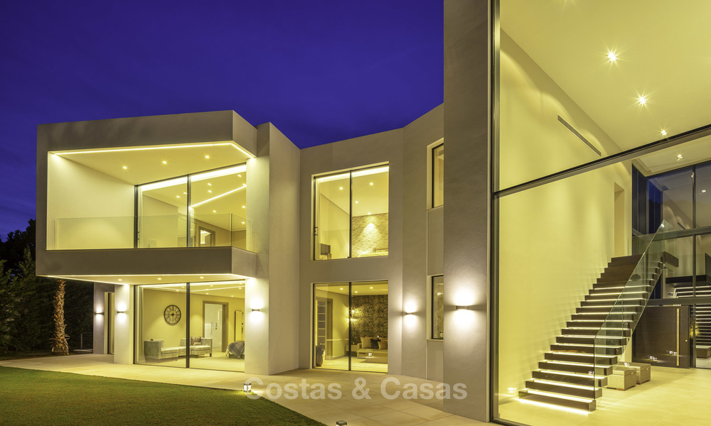 New elegant-contemporary modern luxury villa for sale in El Madroñal, Benahavis - Marbella 17145