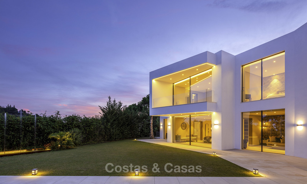 New elegant-contemporary modern luxury villa for sale in El Madroñal, Benahavis - Marbella 17167