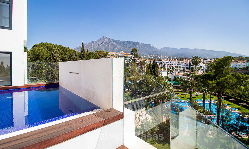 Last unit! Modern exclusive apartments for sale, each with their own heated pool, on the Golden Mile, Marbella 4220
