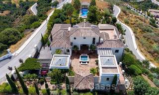 Exclusive villa for sale, with sea views, in a gated resort in Marbella - Benahavis 22386 