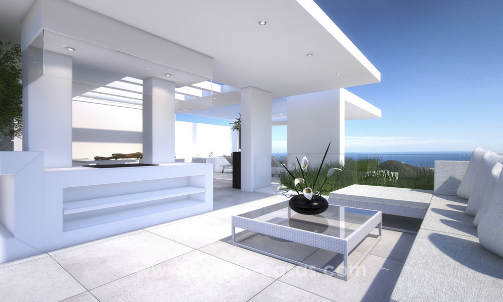 Modern-contemporary luxury apartments with marvellous sea views for sale, short drive to Marbella centre. 4931