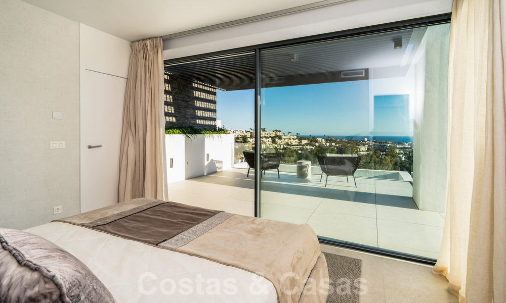 Exclusive luxury apartments for sale, contemporary design and with sea views, in Benahavis - Marbella 35231