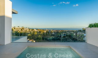 Exclusive luxury apartments for sale, contemporary design and with sea views, in Benahavis - Marbella 35237 