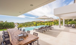 Spectacular high-end luxury villa for sale, turnkey, with panoramic sea, golf and mountain views, Benahavis - Marbella 5858 
