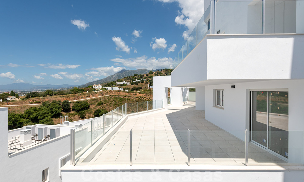 Attractive new apartments with stunning sea views for sale, Marbella. Completed! 29170