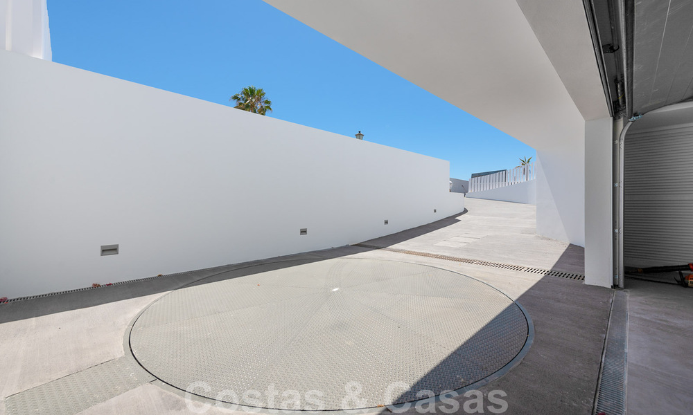 Unique ultra-modern beach front designer villa for sale, New Golden Mile, Marbella - Estepona. Ready to move in. 34265