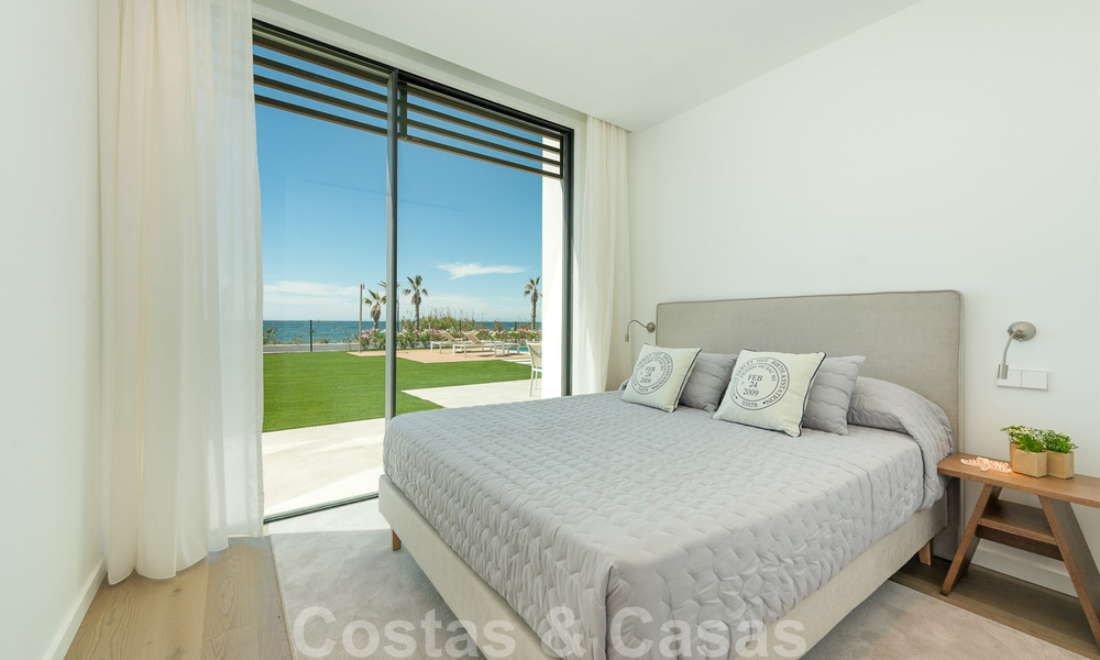 Unique ultra-modern beach front designer villa for sale, New Golden Mile, Marbella - Estepona. Ready to move in. 34278