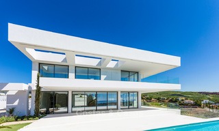 Majestic modern villa with panoramic sea views for sale, front-line golf, Benahavis - Marbella 6862 