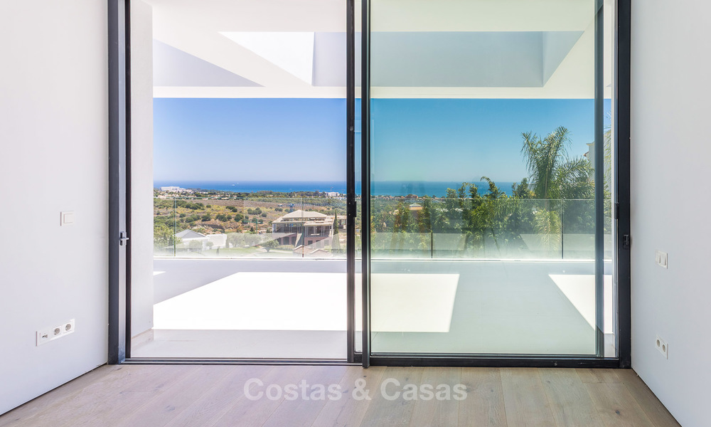 Majestic modern villa with panoramic sea views for sale, front-line golf, Benahavis - Marbella 6850