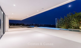 Majestic modern villa with panoramic sea views for sale, front-line golf, Benahavis - Marbella 6876 