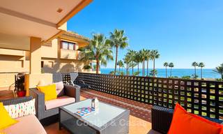 Very attractive luxury beach front apartment with fantastic sea views for sale - New Golden Mile, Marbella - Estepona 7047 