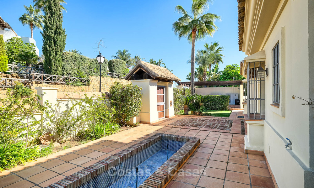 Charming and spacious classical style villa with sea views for sale, gated community, Benahavis - Marbella 7110