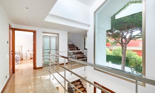 Spacious top-quality new villa for sale, ready to move in, Marbella East 7177 