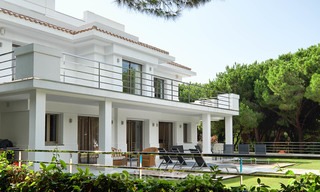 Spacious top-quality new villa for sale, ready to move in, Marbella East 7193 