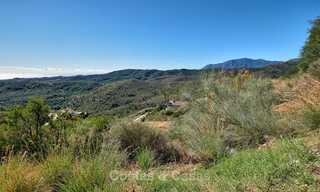 For sale: large building plot with panoramic sea and mountain views in a luxury estate in Benahavis, Marbella 7202 