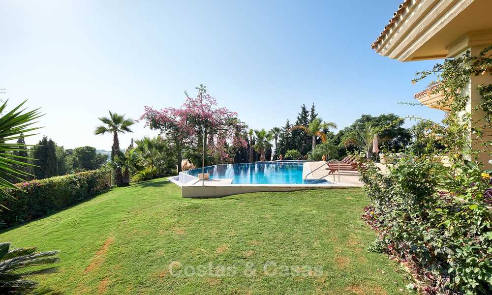 Magnificent rustic-style luxury villa with breath-taking sea and mountain views - Golf Valley, Nueva Andalucia, Marbella 7234