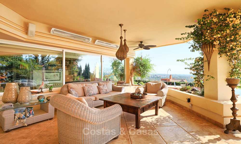 Magnificent rustic-style luxury villa with breath-taking sea and mountain views - Golf Valley, Nueva Andalucia, Marbella 7241