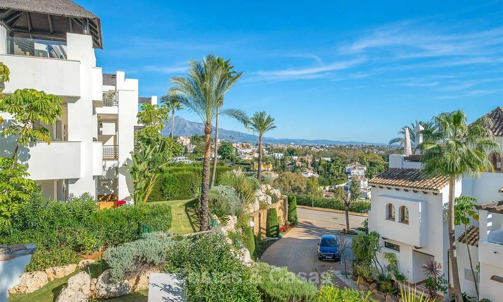 Gorgeous, very spacious luxury apartment for sale in a sought-after residential complex, ready to move in - Benahavis, Marbella 8358
