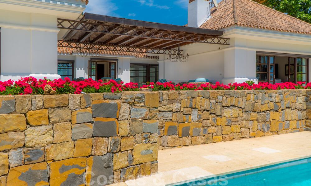 Sumptuous traditional-style luxury villa with magnificent sea views for sale, Benahavis - Marbella 37150