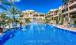 Stunning penthouse apartment for sale in a luxury complex, front line golf with sea views - Marbella - Estepona 8870 