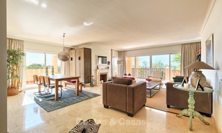 Stunning penthouse apartment for sale in a luxury complex, front line golf with sea views - Marbella - Estepona 8882 