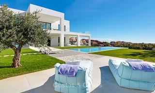 Urgent sale! Amazing contemporary luxury villa with golf and sea views for sale, sought after location, ready to move in - Benahavis, Marbella 9314 