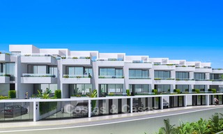 Gorgeous new modern townhouses for sale, within walking distance of the beach and amenities in Fuengirola, Costa del Sol. Last units! 9492 