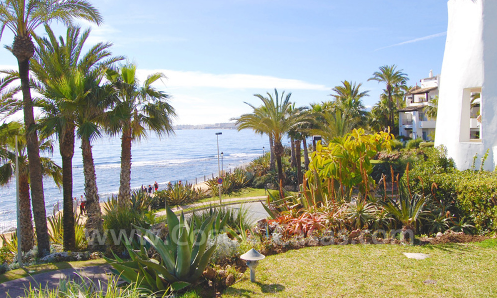 Sumptuous ground floor luxury apartment for sale, Puente Romano with sea view - Golden Mile, Marbella 9656