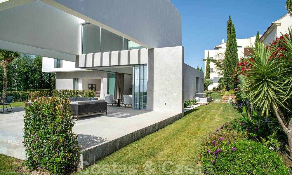 Brand new contemporary luxury villa with panoramic sea views for sale, in an exclusive golf resort, Benahavis - Marbella 26525