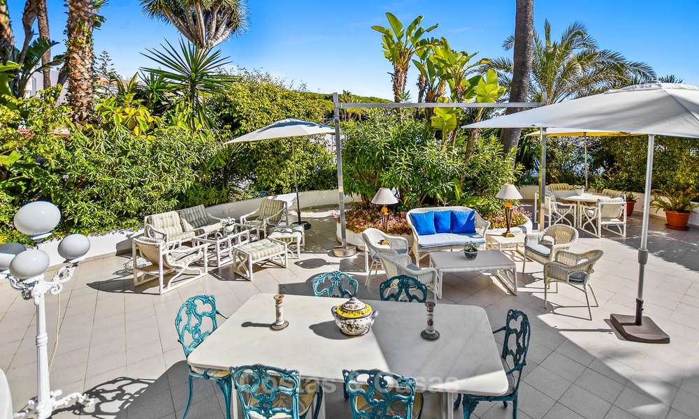 Charming, very spacious duplex ground floor apartment for sale, frontline beach and marina in Cabopino, East Marbella 10249