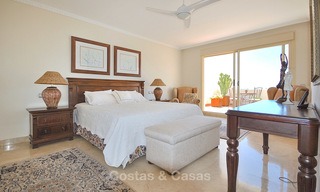 Spectacular penthouse apartment with panoramic sea views for sale, Nueva Andalucía, Marbella 10348 