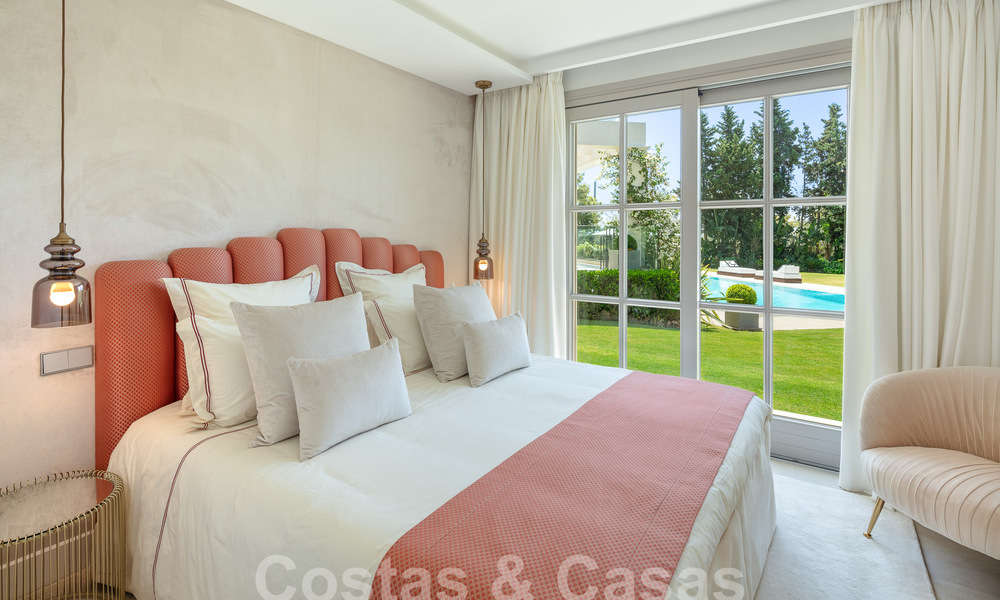 Prestigious luxury villa on an exceptional location for sale, frontline golf, sea views and ready to move in - Nueva Andalucia, Marbella 57188