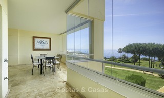 Nice frontline beach apartment with outstanding sea views for sale in a high standard complex, Cabopino, Marbella 12994 