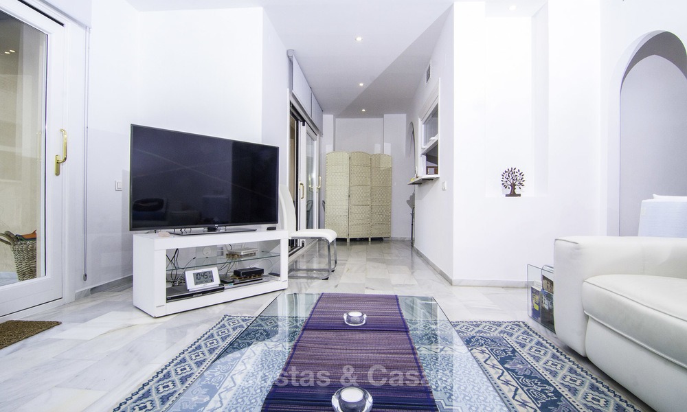Attractive penthouse apartment with amazing sea views in a frontline beach complex for sale, Puerto Banus, Marbella 13239