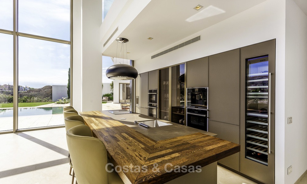 Stunning new modern contemporary luxury villa for sale, frontline golf in an exclusive resort, Benahavis, Marbella 13409
