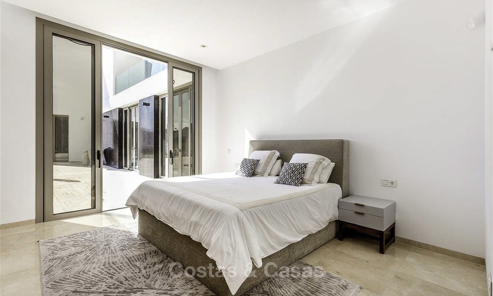 Stunning new modern contemporary luxury villa for sale, frontline golf in an exclusive resort, Benahavis, Marbella 13432