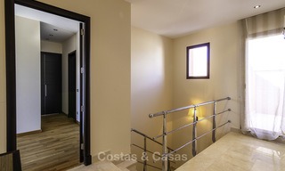 Exceptional luxury beachfront penthouse apartment for sale in a prestigious complex, Puerto Banus, Marbella 13892 