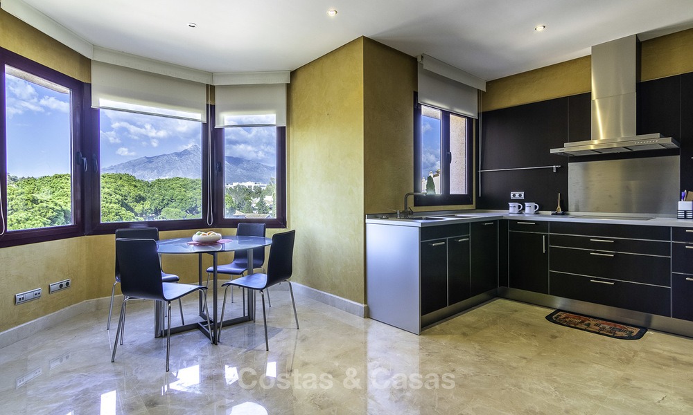 Exceptional luxury beachfront penthouse apartment for sale in a prestigious complex, Puerto Banus, Marbella 13898
