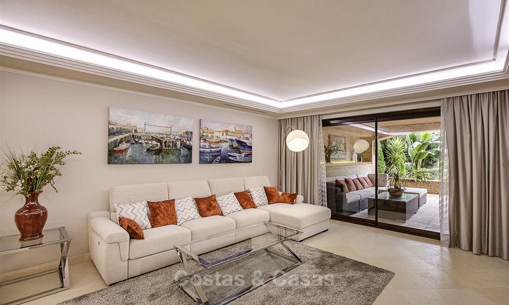 Charming high-end beachside apartment for sale in a stylish urbanisation, between Marbella and Estepona 13911